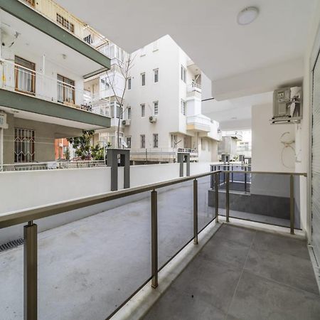 Modern And Cozy Apartment With Central Location And Balcony In Muratpasa, אנטליה מראה חיצוני תמונה